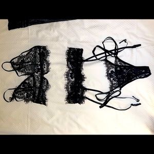 Black 4 piece lingerie